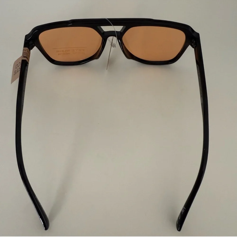 NEW Frye and Co Retro Navigator Aviator Sunglasses